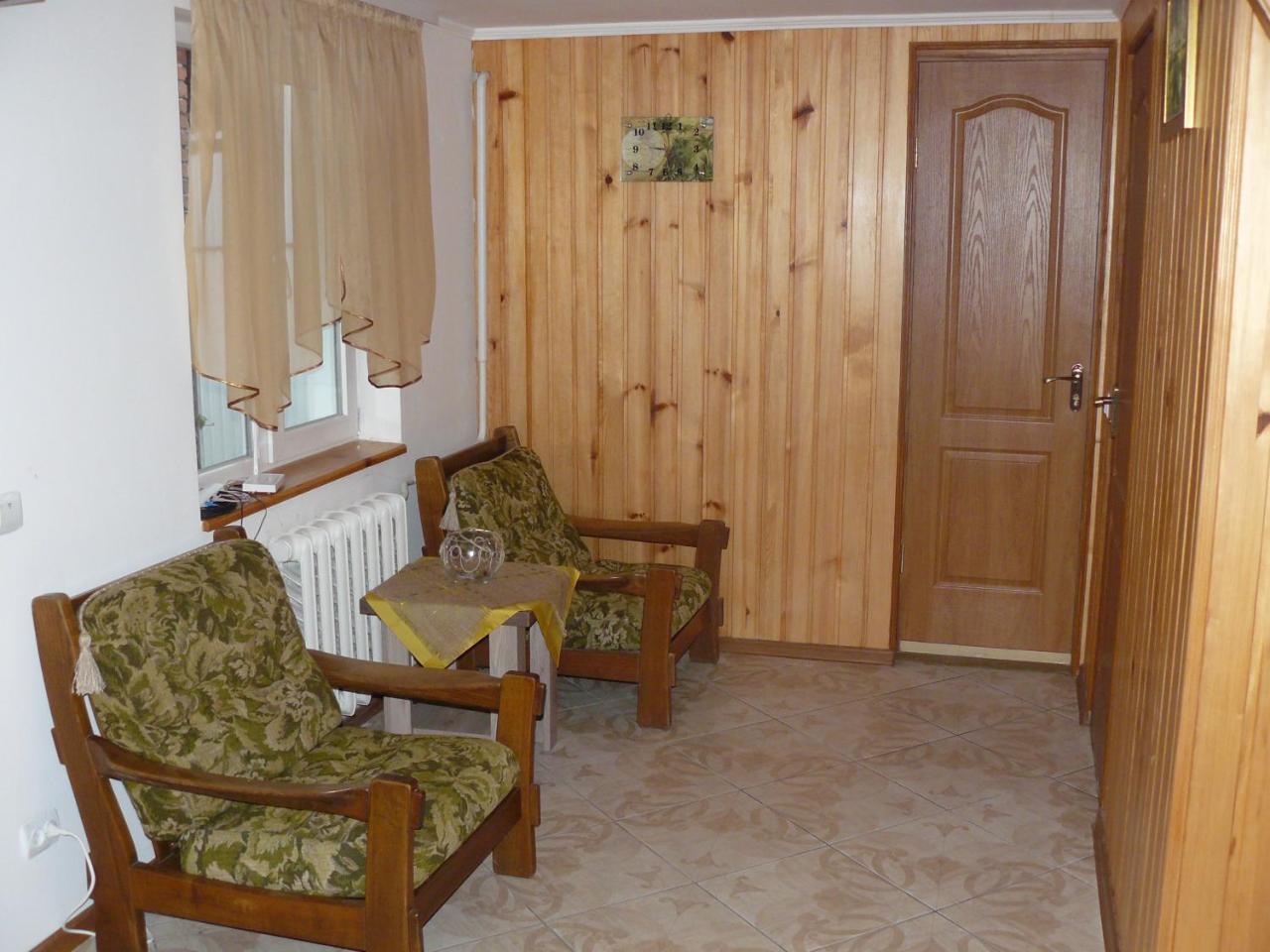 Hostynnyi Botsiun Hotel Dubno Eksteriør billede